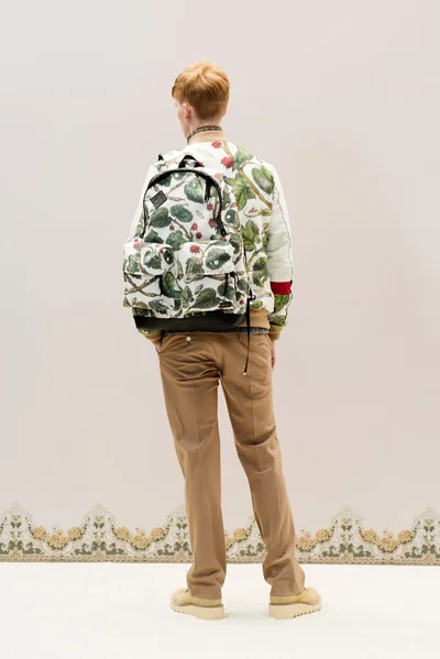 Look 15